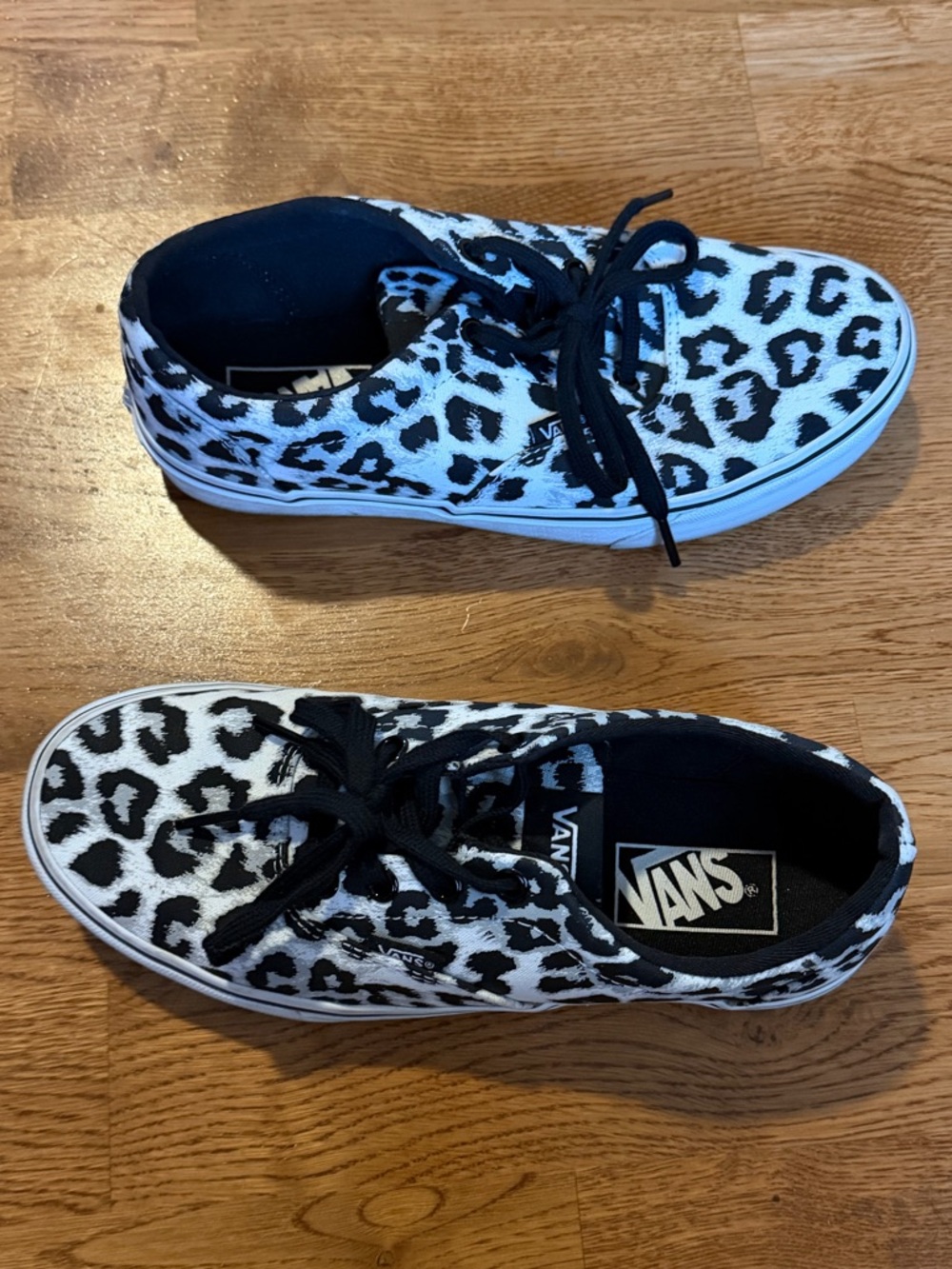 Vans Doheny Snow Leopard Black/White Women’s Classic Sneaker Size 7 - Picture 8 of 12